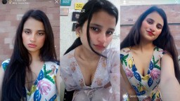 Sexy Girl Spread Her Asshole